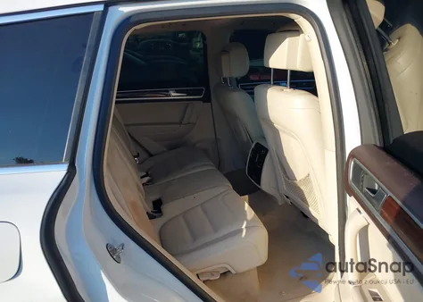 2015 Volkswagen Touareg V6 Lux from USA, damaged, VIN WVGEF9BP0FD002900